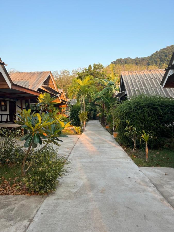 Pyramid Bangalow Ban Laem Sai 외부 사진